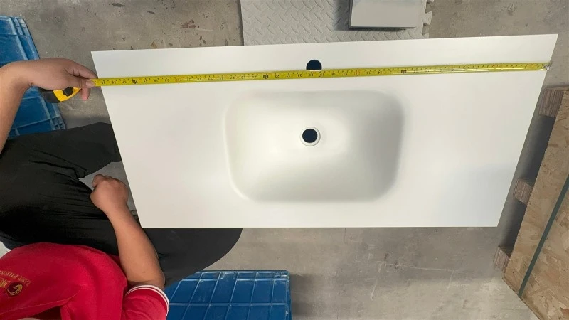 Custom Curved Integrated Wash Basin Sintered Stone Custom Curved Integrated Wash Basin Sintered Stone